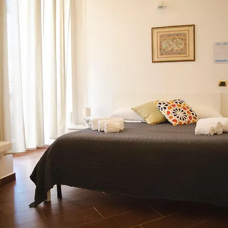 Palazzo De Brado Bed & Breakfast *