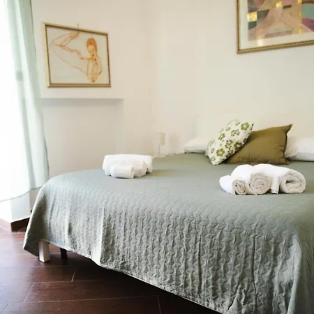 Palazzo De Brado Bed & Breakfast Trani