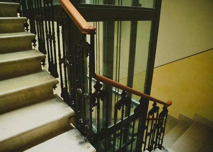 Palazzo De Brado 特拉尼